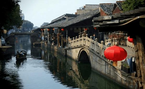 刚装修的房子放什么去甲醛最快？新房装修后多久可以入住？